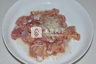 照烧鸡腿蛋黄粽的做法步骤:4
