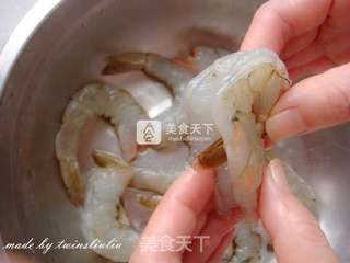 荔枝凤尾虾球的做法步骤:4