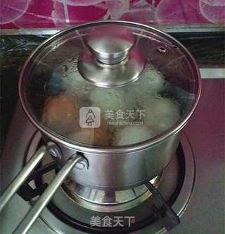 腌油黄咸鸭蛋的做法步骤:8
