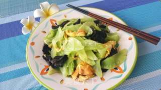 鸡蛋木耳炒莴笋的做法步骤:7