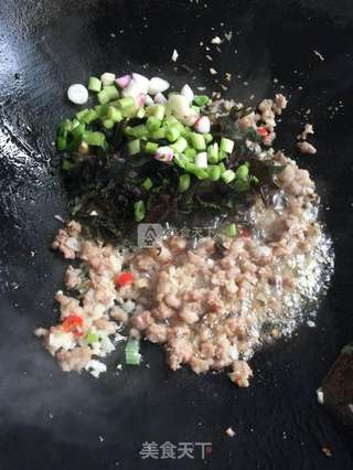 蒜蓉肉末烤茄子的做法步骤:7