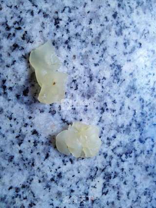 杏仁露炖雪蛤的做法步骤:2