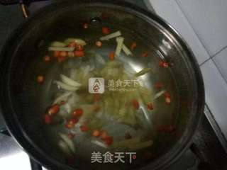 泡椒凤爪的做法步骤:3