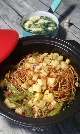扁豆肉丝土豆焖面的做法步骤:22