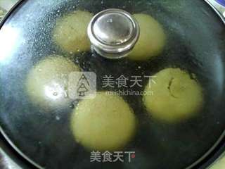 蒲公英鸡蛋贴饼子的做法步骤:22