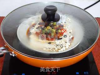 夏季开胃菜剁椒金针菇的做法步骤:9