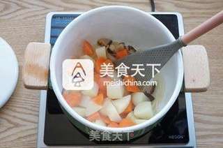 蔬菜咖喱饭的做法步骤:6