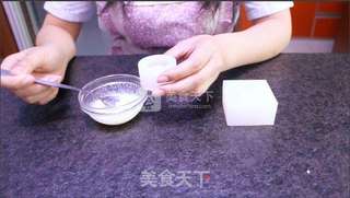 懒蛋蛋布丁 香蕉牛奶布丁 儿童食谱的做法步骤:5