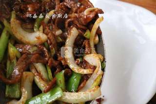 蚝油牛柳的做法步骤:11