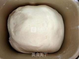 #ACA烘焙明星大赛#龙虾豆浆面包的做法步骤:3