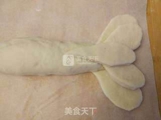 #ACA烘焙明星大赛#龙虾豆浆面包的做法步骤:6