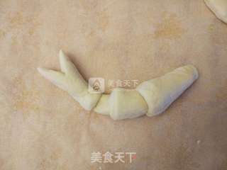 #ACA烘焙明星大赛#龙虾豆浆面包的做法步骤:11