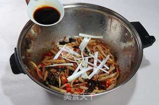 鱼香肉丝—捷赛私房菜的做法步骤:4