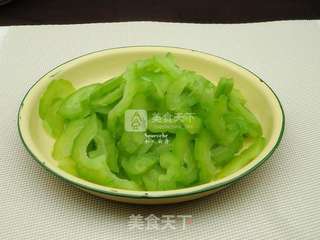 腊八豆拌苦瓜的做法步骤:6