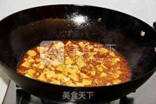 老干妈烧豆腐的做法步骤:8