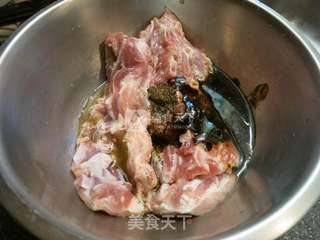 李锦记排骨酱烤排骨 的做法步骤:2
