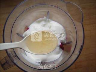 火龙果酸奶棒冰的做法步骤:5