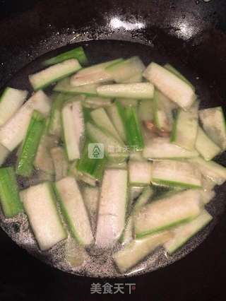 丝瓜丸子汤的做法步骤:5
