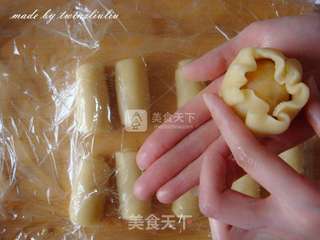 #ACA烘焙明星大赛#津味小八件点心之梅花酥(清真可食)的做法步骤:20