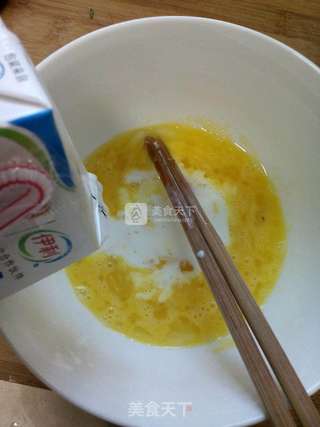 草莓班戟的做法步骤：3