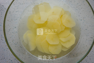 #ACA烘焙明星大赛#孜然烤薯片的做法步骤:3