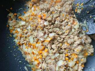 #ACA烘焙明星大赛#意式番茄肉酱的做法步骤:4