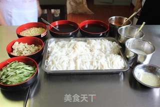 陕西凉皮的正宗做法的做法步骤：8