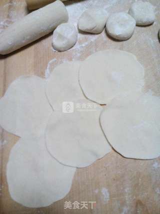荠菜饺子的做法步骤:8