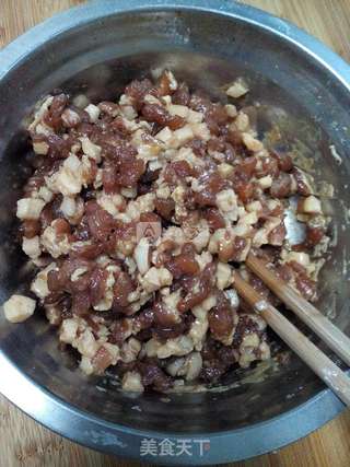 荠菜饺子的做法步骤:2