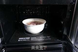 微波炉版肉片山药汤的做法步骤:5