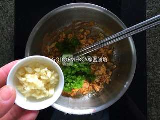 炎炎夏日轻松完胜三餐的经典东北鸡蛋酱的做法步骤:8