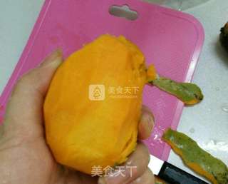 蜂蜜芒果汁的做法步骤:2