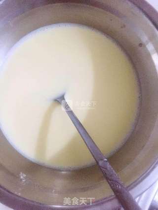 梅桃西瓜抹茶布丁的做法步骤:2