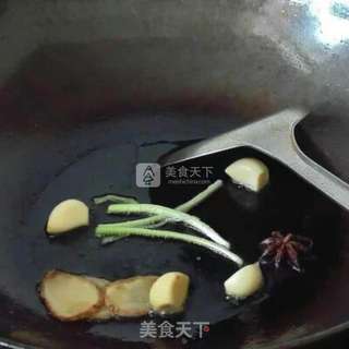 黄焖鸡,鸡中的战斗机的做法步骤:3