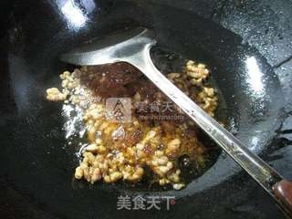 肉末韭菜炒面 的做法步骤：4