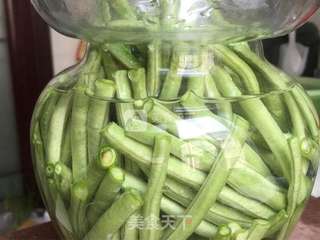 肉末炒酸豆角(附自制酸豆角做法)的做法步骤:5