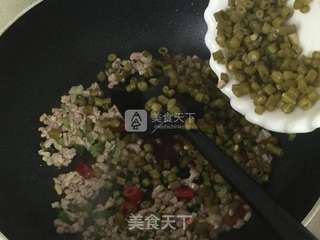 肉末炒酸豆角(附自制酸豆角做法)的做法步骤:12