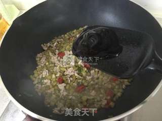 肉末炒酸豆角(附自制酸豆角做法)的做法步骤:13