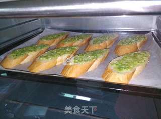 蒜香法棍的做法步骤:4
