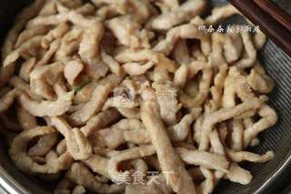 京酱肉丝的做法步骤:6