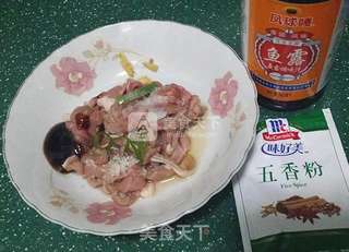 鸭脯炒青椒的做法步骤:3