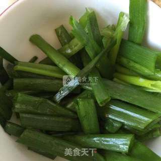 葱油拌面的做法步骤：1