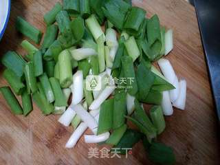 小葱拌扇贝的做法步骤：1