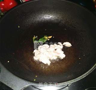 鸭脯炒青椒的做法步骤:6