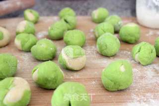 菠菜韭菜饺的做法步骤:6