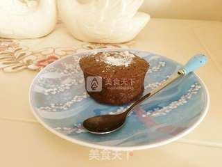简易巧克力熔岩蛋糕的做法步骤:6