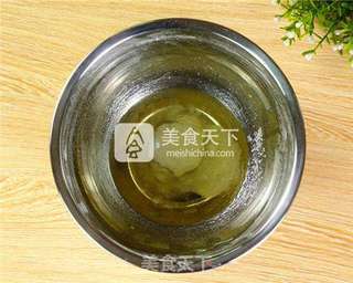  咸香黑芝麻松饼的做法的做法步骤：2