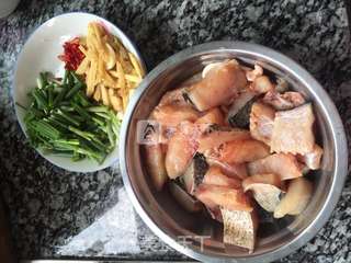 红烧鱼块的做法步骤：1