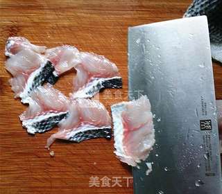 水煮乌鱼片的做法步骤:3