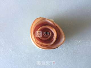 玫瑰火腿酥卷的做法步骤：5